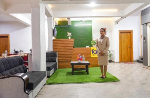 Kharadi Hotel | FabHotel White House Inn