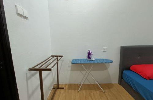 Kampung Maligai House | Fadli HOMESTAY