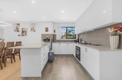 Fairfield Apartment | Fairfield Convenient lift Apartment&parking