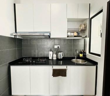 Bandar Penawar Apartment | Faleesya Desaru Homestay