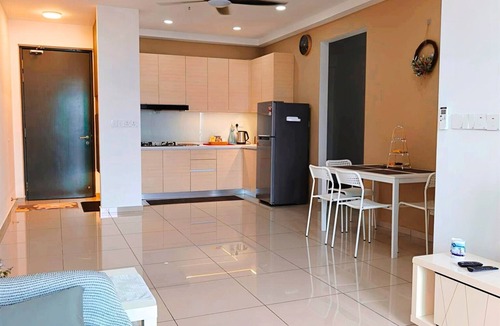 Bandar Perda Apartment | Family 2BR Quiet Stay Near KPJ Hospital with Free Parking