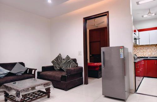 Lajpat Nagar Apartment | Family 3bhk Home stay!