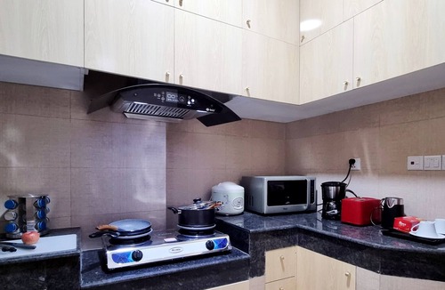 Basundhara Residential Area Apartment | Family apartment with modern decor. Close to Airport and CBD