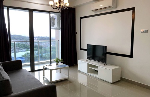 Seri Kembangan Apartment | Fantastic Homestay In Balakong Near Mines, C180, Aeon Cheras Selatan