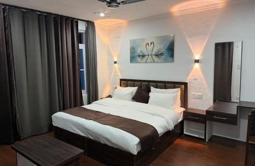 Nishat-Shalimar Bed & Breakfast | FarahBakshResidency