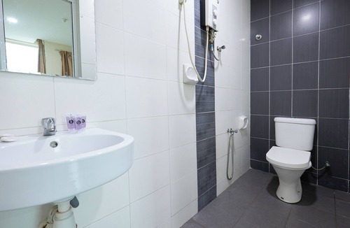 Batu Caves Hotel | Fast Hotel Sri Gombak Near Batu Caves