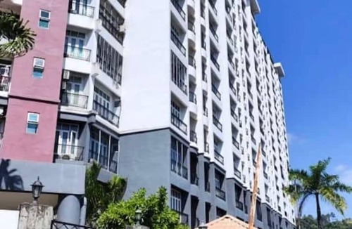 Kampung Pokok Asam Apartment | FAT MOM - Tropical House (FREE 1 CarPark+Netflix)