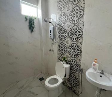 Kampung Teluk Reba House | Fazz Home