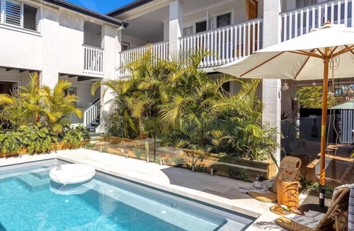 Old Bar House | Finns at Old Bar- Luxury Holiday House By The Beach- Sleeps 19