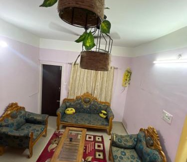 Sualkuchi House | Fireflies harbor backpackers