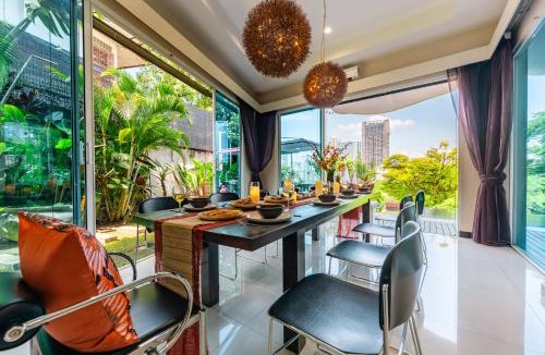 Kampung Haji Abdullah Hukum Villa | Flame of the Forest Retreat 38Pax 8R7B Pool Villa Kuala Lumpur