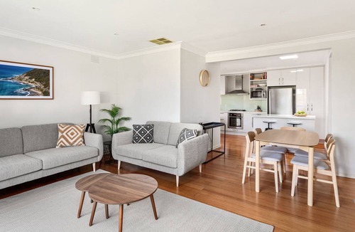 Hampton House | Flanders Pet-friendly near Hampton Village