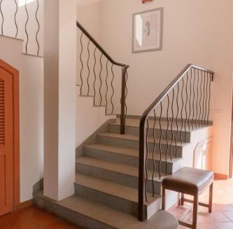Vagator Villa | Flor De Lis - 4 BHK Villa with Pool, parking Anjuna