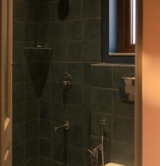 Vagator Villa | Flor De Lis - 4 BHK Villa with Pool, parking Anjuna