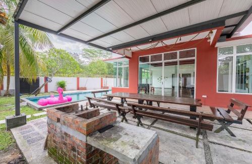 Rawang Villa | ForestEdge bungalow 9BR 42pax Templer Villa