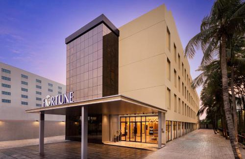 Lucknow Hotel | Fortune Select Lucknow