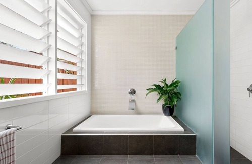 Freshwater House | Freshie Basin Beach House