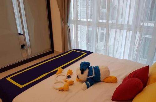 Taman Century Apartment | Friends & Family Homestay