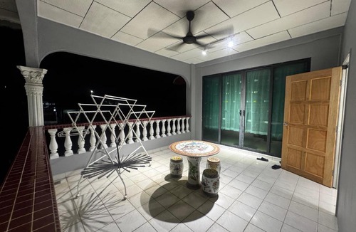 Mata Kuching House | Full House Melaka