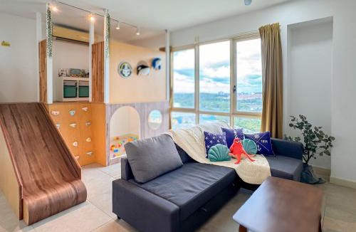 Medini Apartment | Full Legoland View & Walking, Kid-Friendly Spacious Slide AquaZone Afiniti, JB Johor Bahru, Malaysia