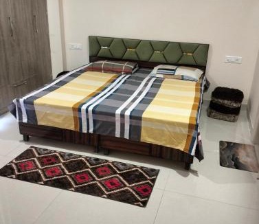 Zirakpur Apartment | fully furnished 3bhk flat