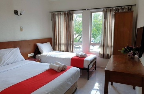 Taman Johor Jaya Hotel | Fully Hotel Johor Jaya