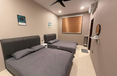 Kuantan House | FunkyVila6 14Pax 4BR Near188Tower, HTAA, Airport