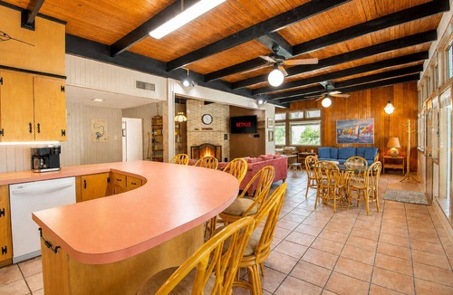 McQueeney House | Funshine | Riverfront house in Mc Queeney with guest house, river views, grill
