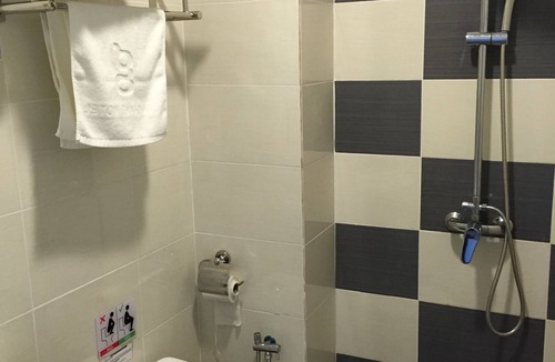 Kampung Bakau Hotel | G langkawi Motel