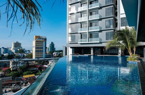 Taman Tunku Majid Hotel | G Residence Sky Suite
