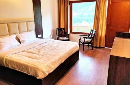 Manali House | G Villas- Luxurious Cottage with beautiful mountain view 8
