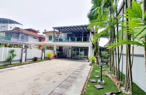 Taman Impian House | GARDEN COZY2STOREY HOME 4ROOM 10PAX@NEAR ALMAJUSCO
