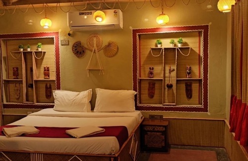 Chandannagar Hotel | GHARANA RESORT