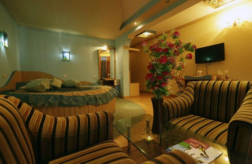New Manali Hotel | Glacier Resorts