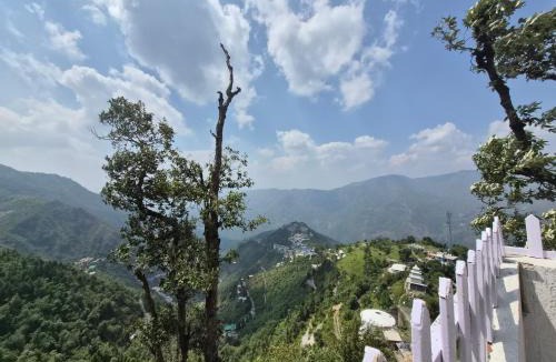 Bullawala Hotel | Glamp by Edge Resort Premium Luxury Domes with Mountain Views