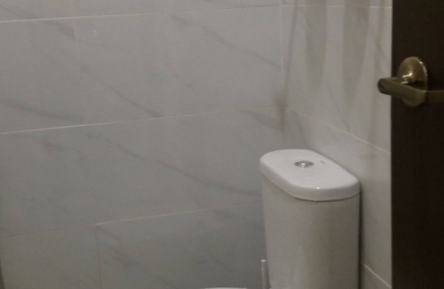 Sepang Ski Chalet | GLG KLIA Transit 3-Guests Room-G + Free drop off