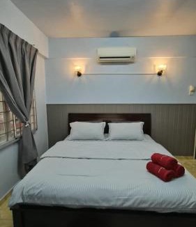 Taman Tanjung Apartment | Glory Beach Sunset View