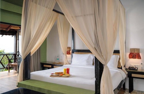 Morjim Hotel | Goa Crescent Resort - A Hilltop Seaview Escape