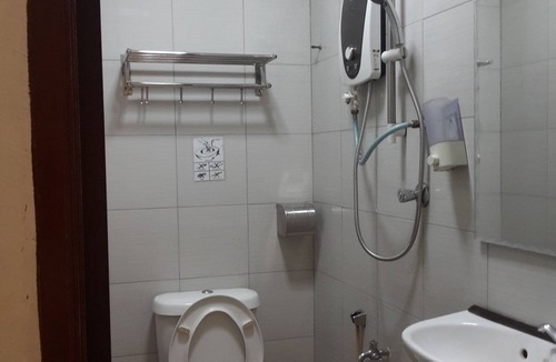 Kampung Gong Pauh Hotel | GOLDEN GATE HOTEL