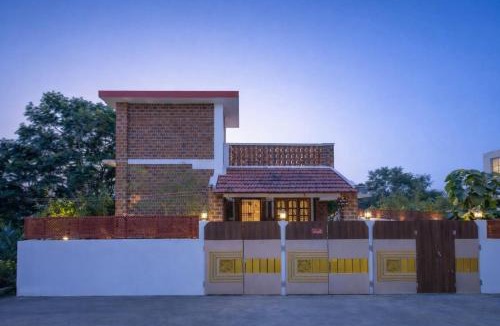 Enathur Villa | Golden Loom Homestay