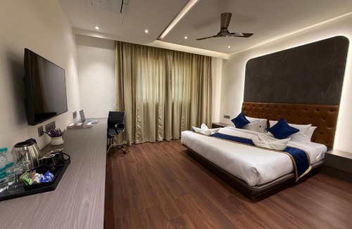 JP Nagar Hotel | Golden Suites