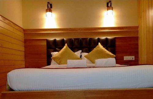 Mangan Hotel | Golden Tashi Gakhil