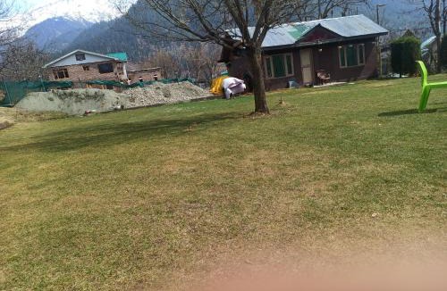 Laripora Hotel | Golf view resort