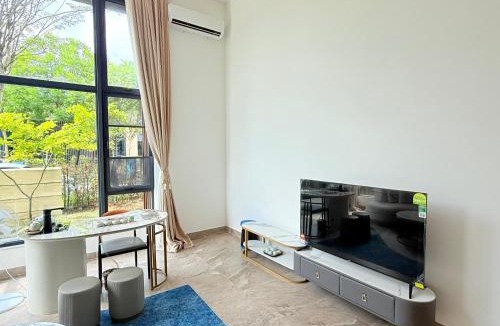 Gelang Patah Villa | Golfview Villa 10pax near golf hotel