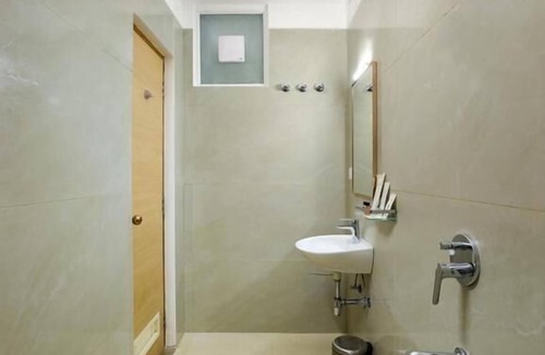 Madurai Main Hotel | Gopuram Grand