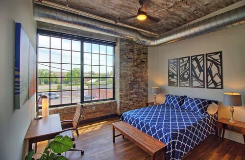 Midtown Hotel | Gorgeous Ultramodern 2BR Corner Loft + Workspace