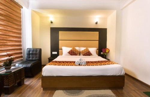 Bhagsu Nag Hotel | Goroomgo Hotel Shivani International Dharamshala