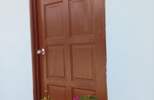 Lunas House | GP StayIn