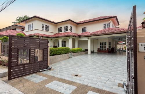 Ampang Villa | Grand Luxe Bangalow 8BR, Ampang Utama Park, LRT