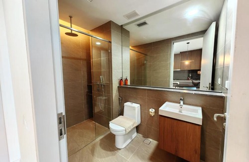 Medini Apartment | Grand Medini Cozy Studio 100mbps Netflix BySTAY